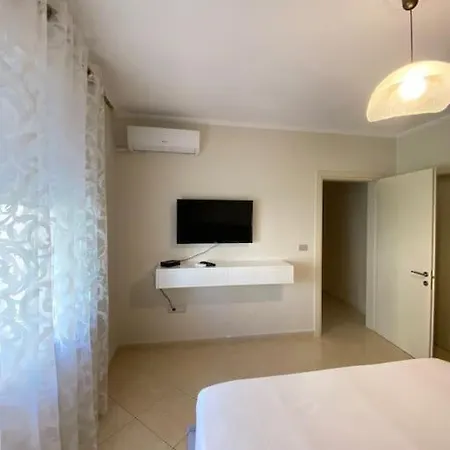 2-bedroom In Appartamento Tirana